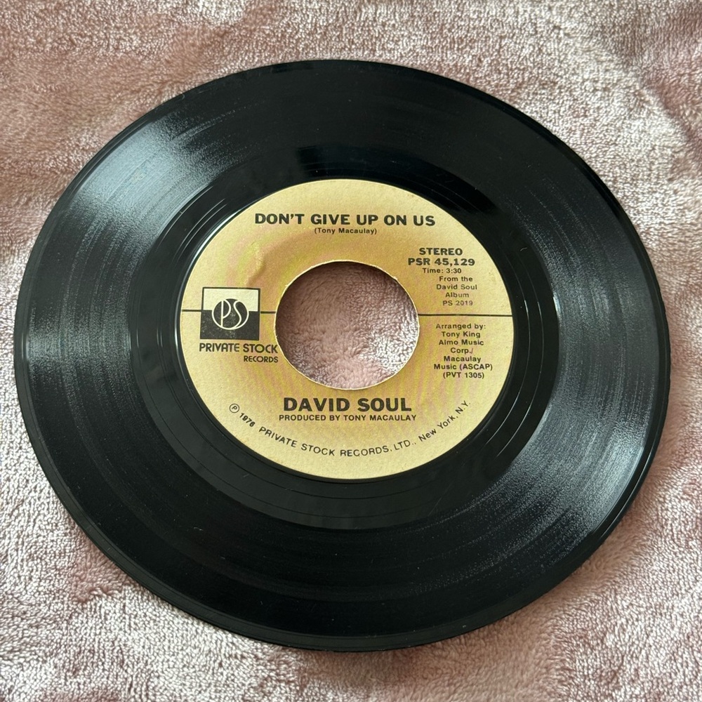 Don’t Give Up On Us / Black Bean Soup - David Soul 7” Vinyl Record (1976)